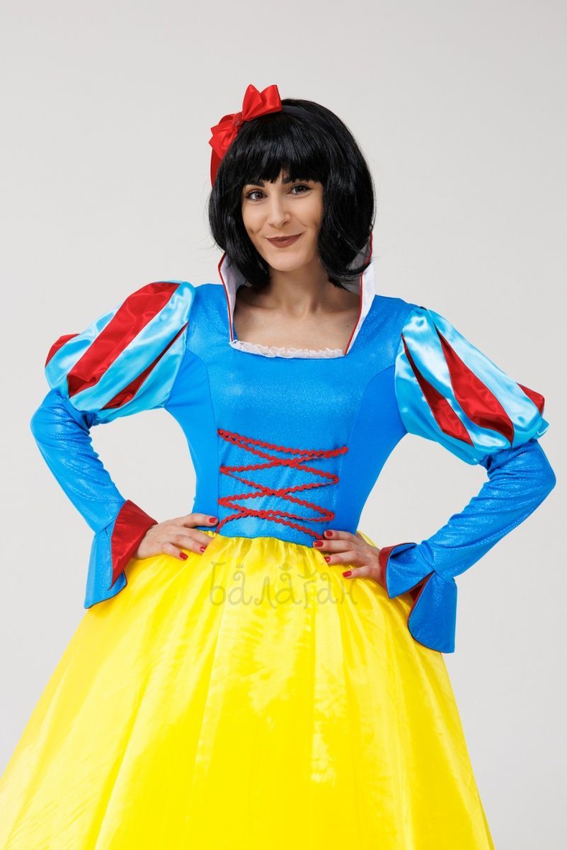 Classic Snow White costume